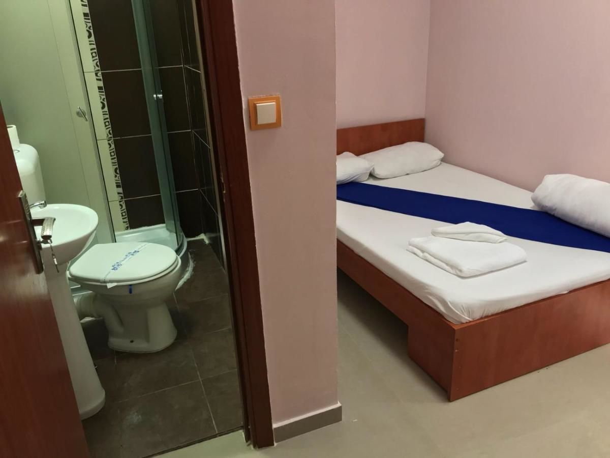 Хостелы Hostel Tripoli Бухарест-33