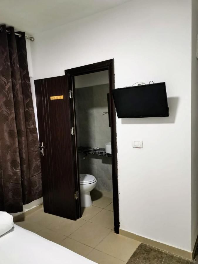 Хостелы Hostel Tripoli Бухарест-7
