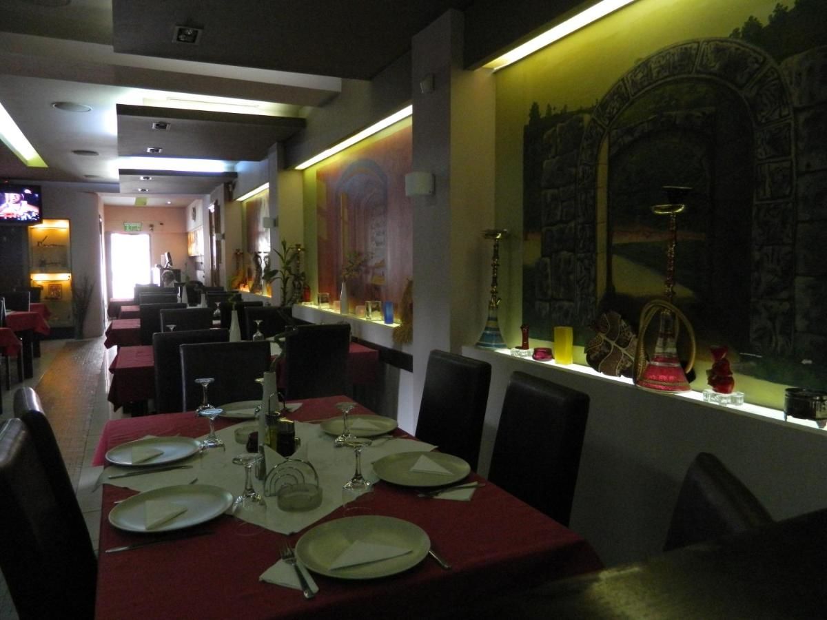 Хостелы Hostel Tripoli Бухарест-45