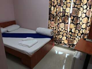 Хостелы Hostel Tripoli Бухарест Двухместный номер с 1 кроватью-20
