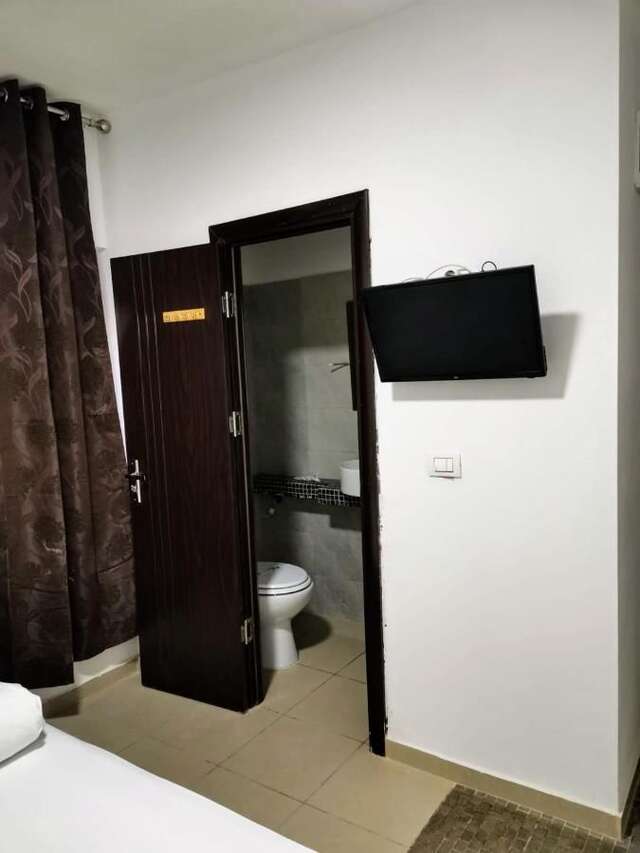 Хостелы Hostel Tripoli Бухарест-6