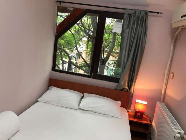 Хостелы Hostel Tripoli Бухарест-48